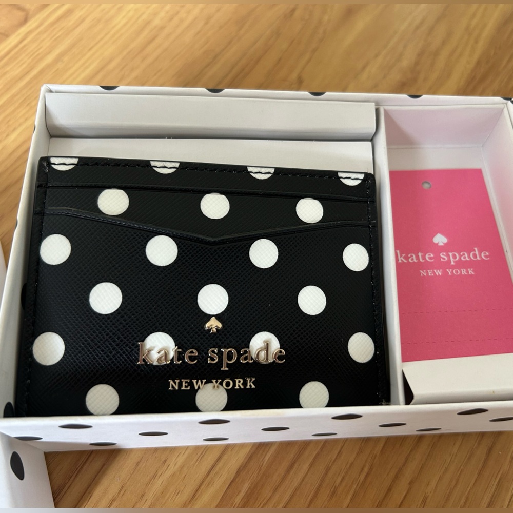 New Kate Spade Polka Dot Boxed Card Case - Picture 3 of 3